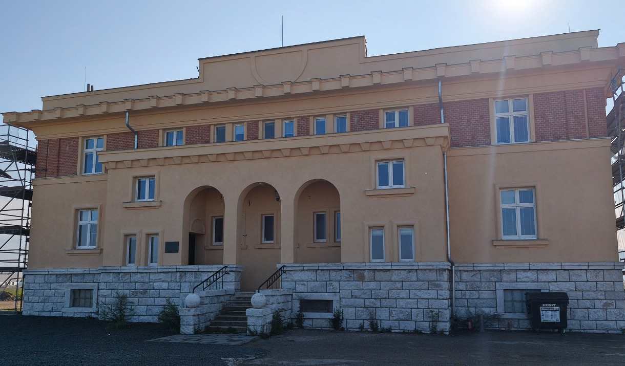 Slide Image